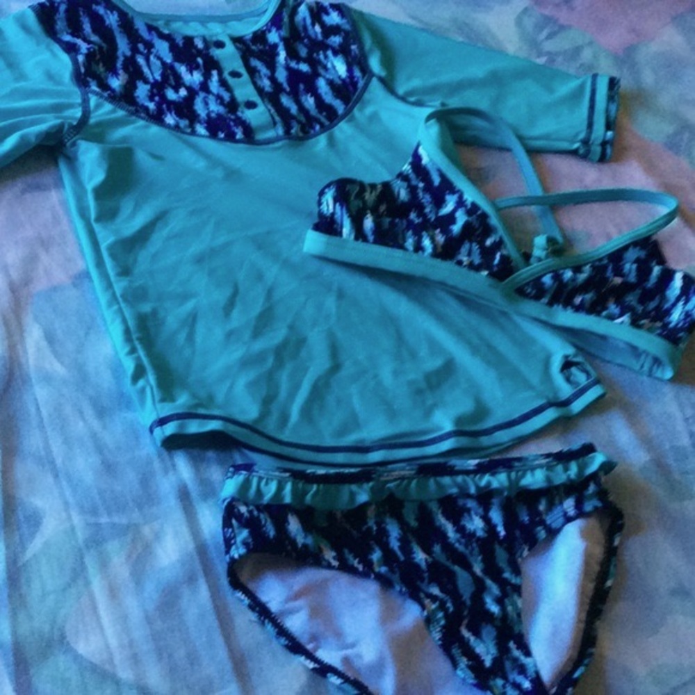 Cabana Life Teal and Navy Girls 3-Piece Rashguard Swim Set in size 10